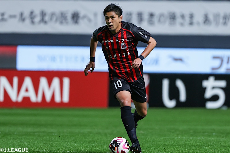 未勝利のチームを救ったのは“象徴”MF宮澤裕樹！ 最下位札幌、G大阪を下