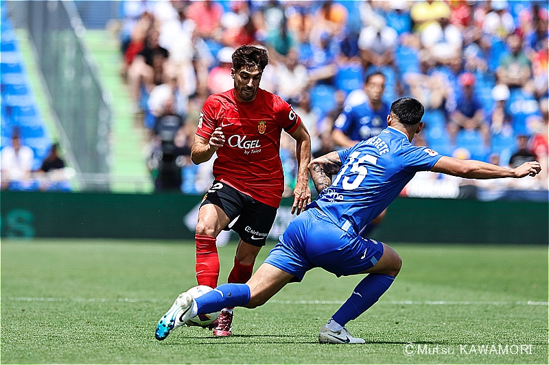 Please do not reproduce without prior permission.