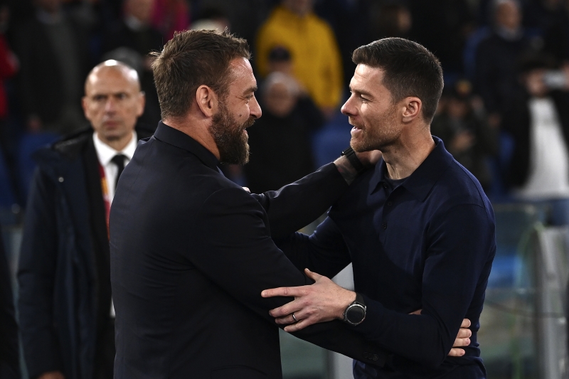ダニエレ・デ・ロッシ、シャビ・アロンソ
