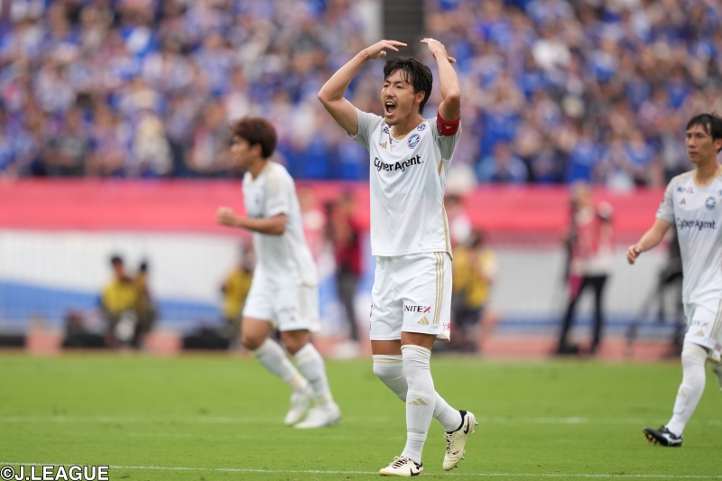 Yokohama F•Marinos v FC Machida Zelvia - J.LEAGUE MEIJI YASUDA J1