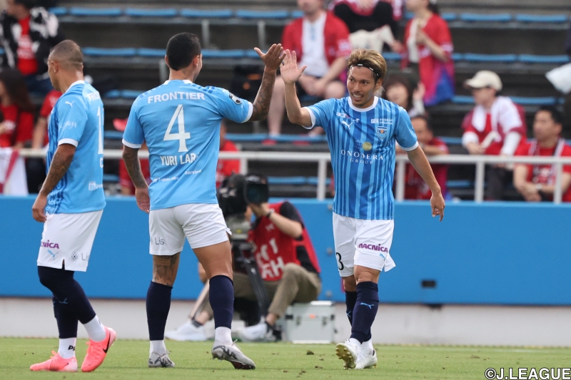横浜FCが5発大勝、6連勝で暫定首位に浮上…長崎も白星で18戦無敗に／J2第21節