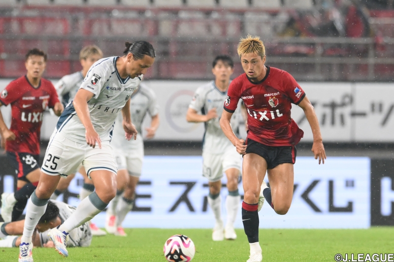 鹿島が5試合ぶり白星！　鈴木優磨が絶妙アシスト2本、師岡柊生のプロ初得点などで札幌撃破