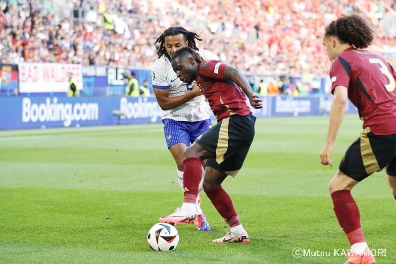 France_Belgium_240701_0031_