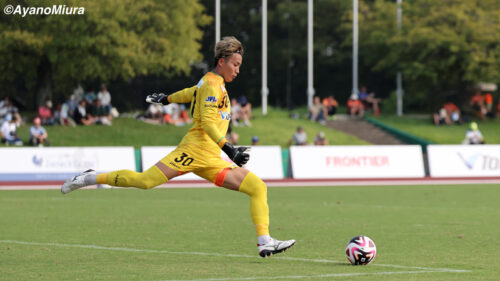 AyanoMiura_0908_015