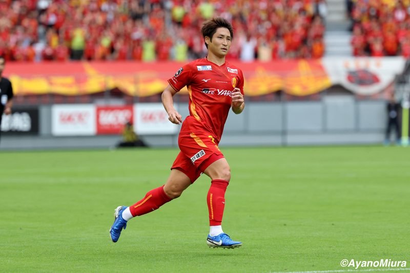 AyanoMiura_20240922_010