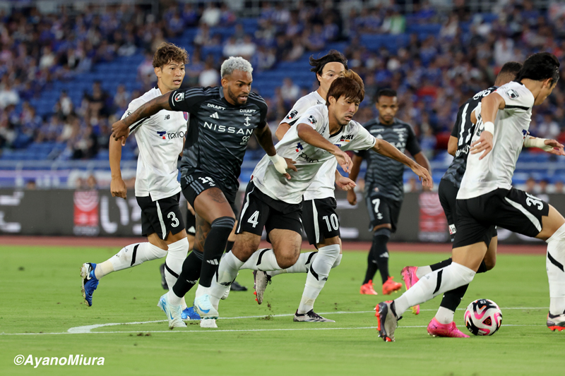 FC東京が3連勝！　5分に被弾も仲川輝人の古巣弾など3発逆転…横浜FMはリーグ3連敗