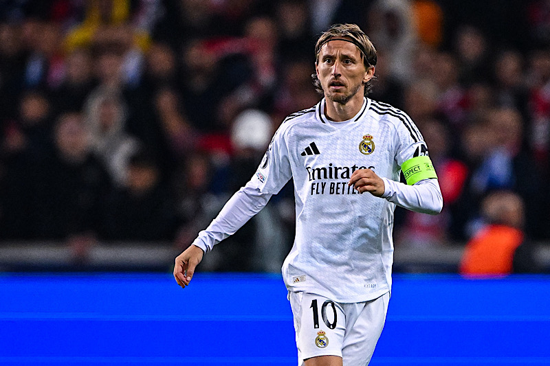 【希少】レアルマドリード 13-14 サード モドリッチ 希少]レアルマドリード 13-14 サード モドリッチ 61k+sMSHT0L