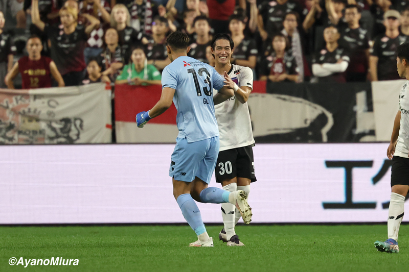 AyanoMiura_20241018_047