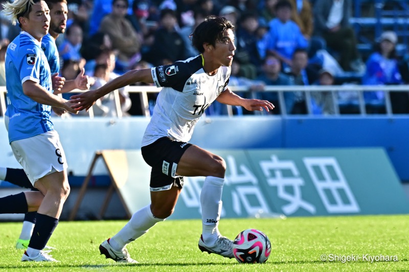 20241103 J2 YokohamaFC vs Tochigi Kiyohara51(s)