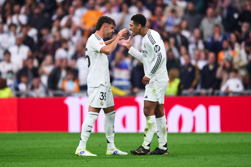 ベリンガム弾アシスト&堅実な守備…鮮烈デビューのR・アセンシオに特集