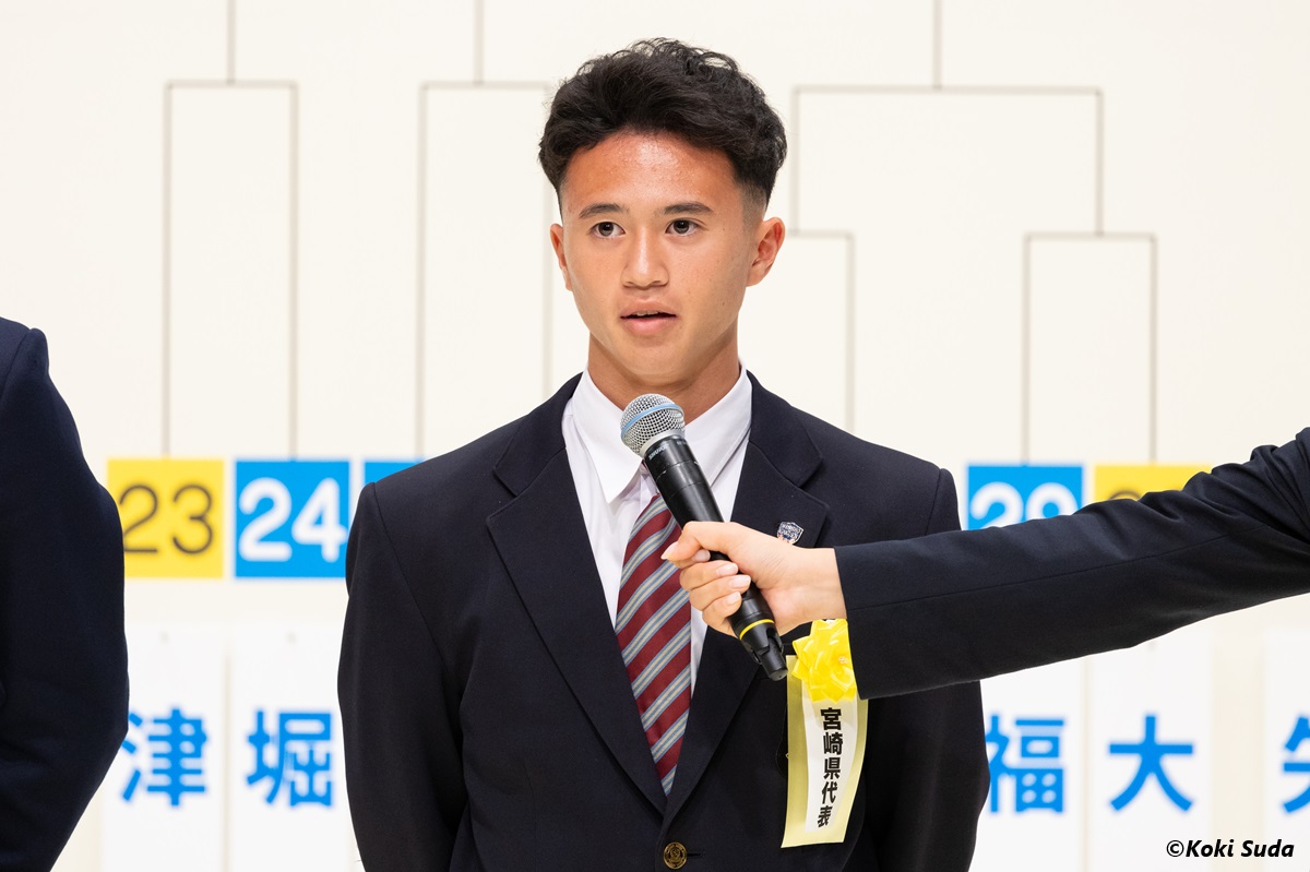 高岡伶颯