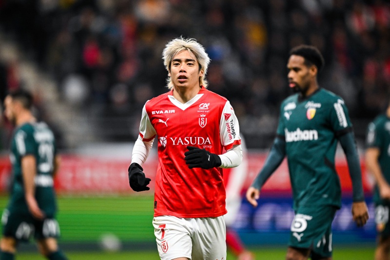 伊東純也