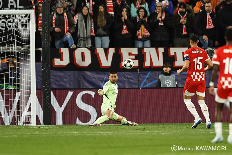 Girona_Liverpool_241210_0025_