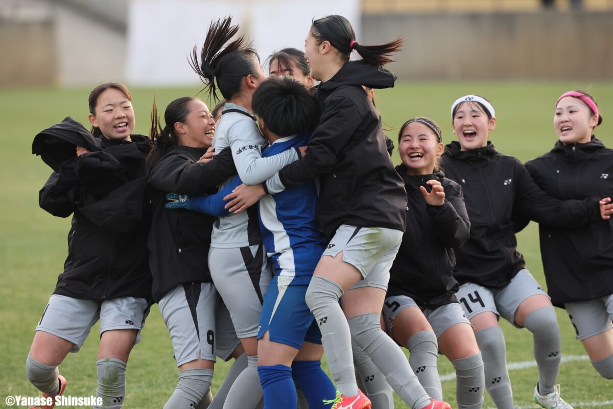 【写真ギャラリー】2024.12.30 第33回全日本高等学校女子サッカー選手権大会 2回戦 高川学園高校 1－1（PK 4-5） 佐久長聖高校