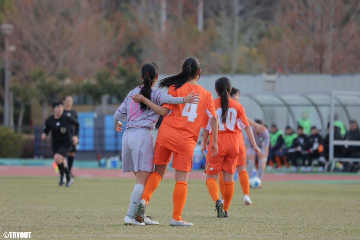 【写真ギャラリー】2024.12.30 第33回全日本高等学校女子サッカー選手権大会 2回戦 大阪学芸高校 3－0 修徳高校