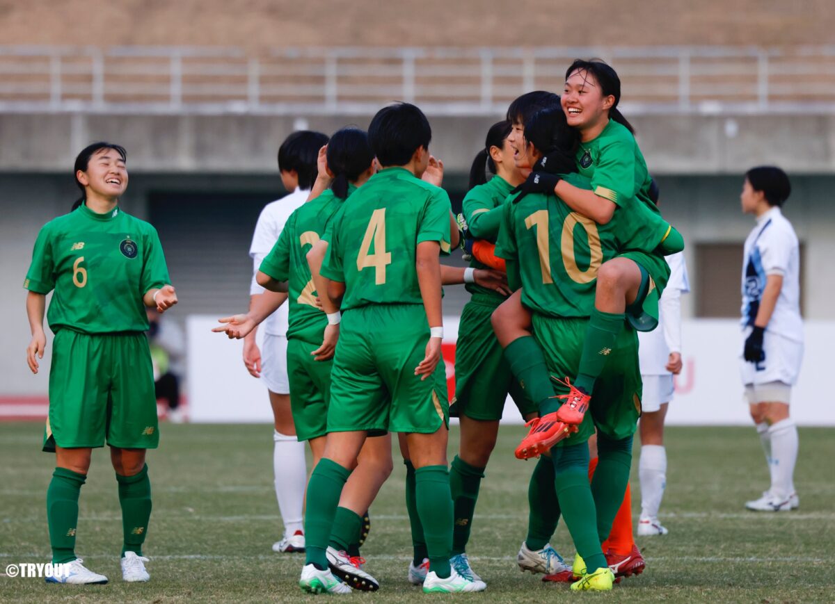 【写真ギャラリー】2024.12.30 第33回全日本高等学校女子サッカー選手権大会 2回戦 大商学園高校 1－0 十文字高校