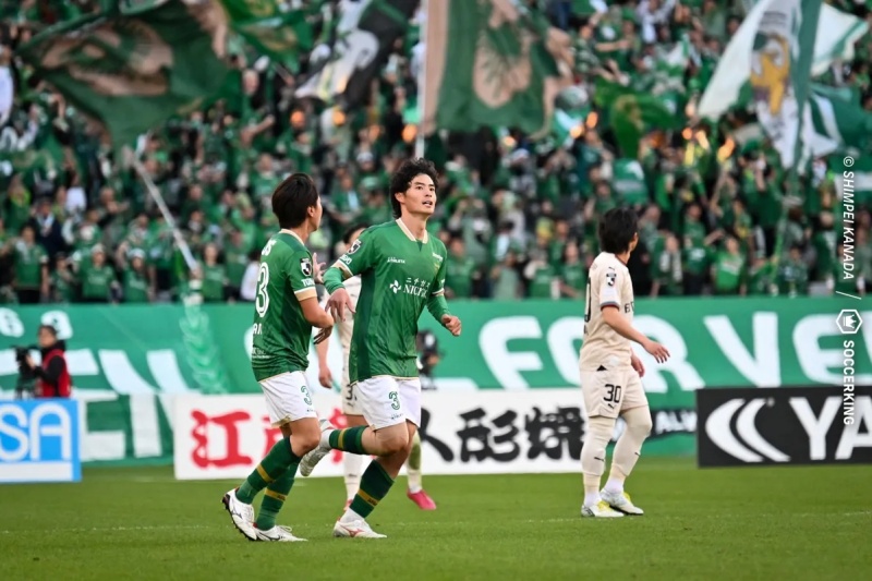 谷口栄斗