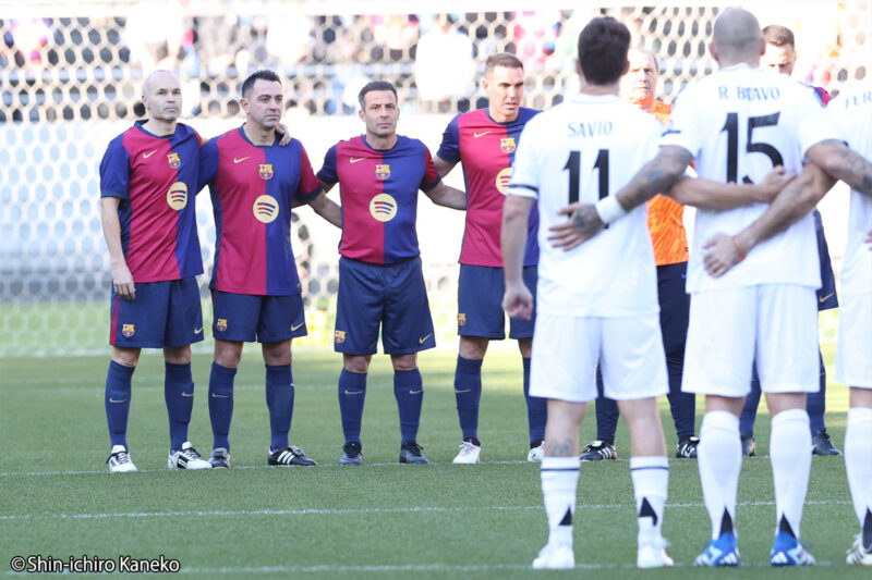 バルセロナ イニエスタ 直筆サイン入りフォト エル・クラシコ A3サイズ