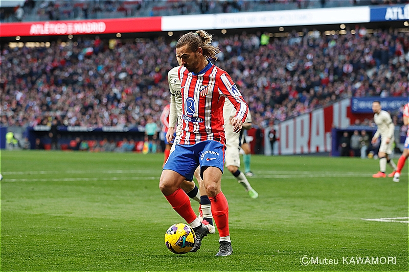 Please do not reproduce without prior permission.