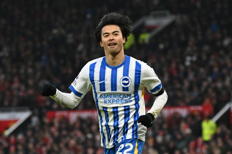 24-25 ブライトン No.22 三笘 薫 03/10シリ 三笘薫 激レア Gold Flood