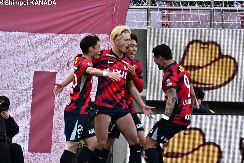 鹿島、4発快勝で今季初白星！　新戦力レオ・セアラ＆鈴木優磨が2得点…東京Vは開幕連敗