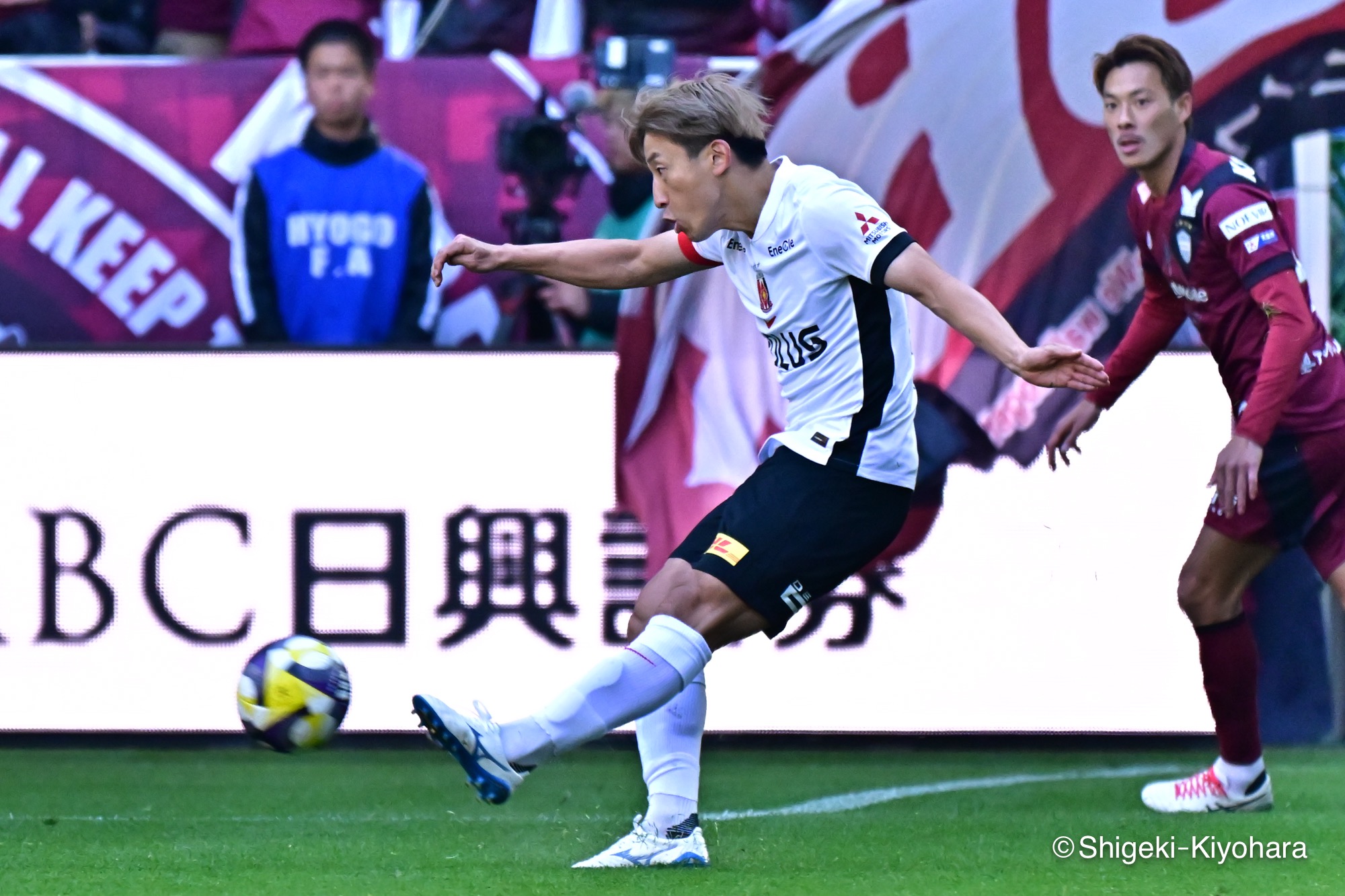 20240215 J1 Kobe vs Urawa Kiyohara26(s)