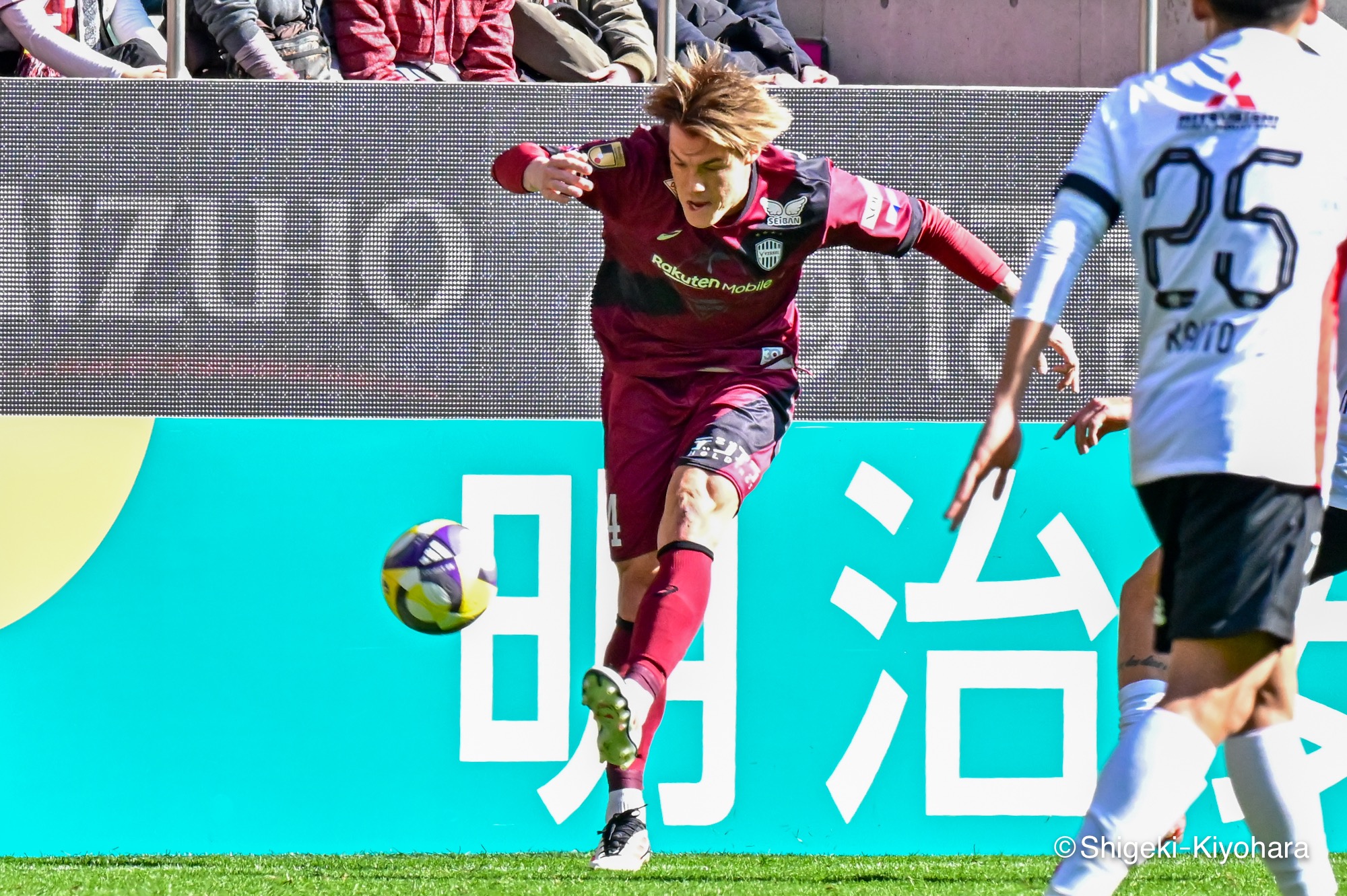 20240215 J1 Kobe vs Urawa Kiyohara43(s)