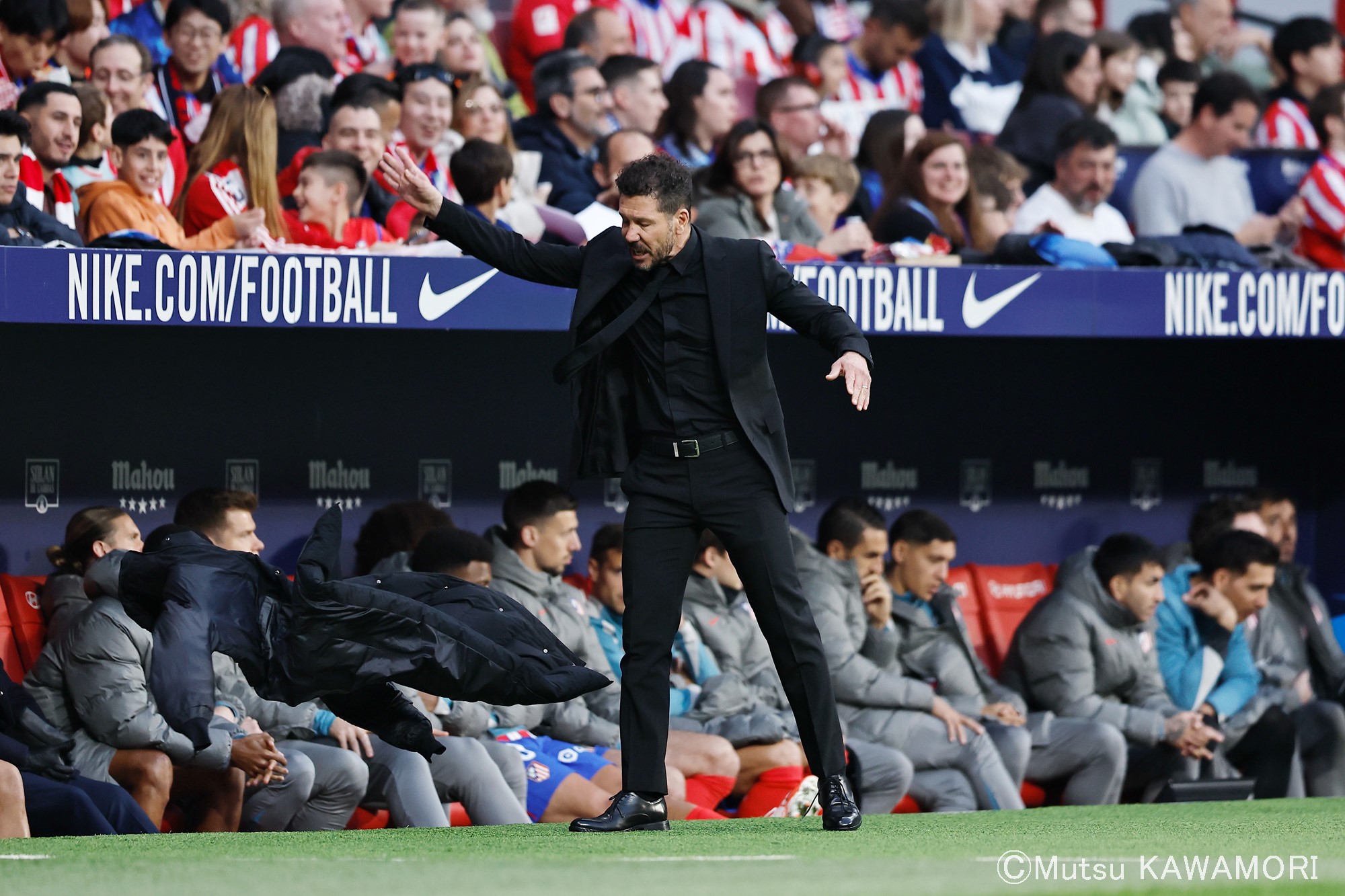 Please do not reproduce without prior permission.