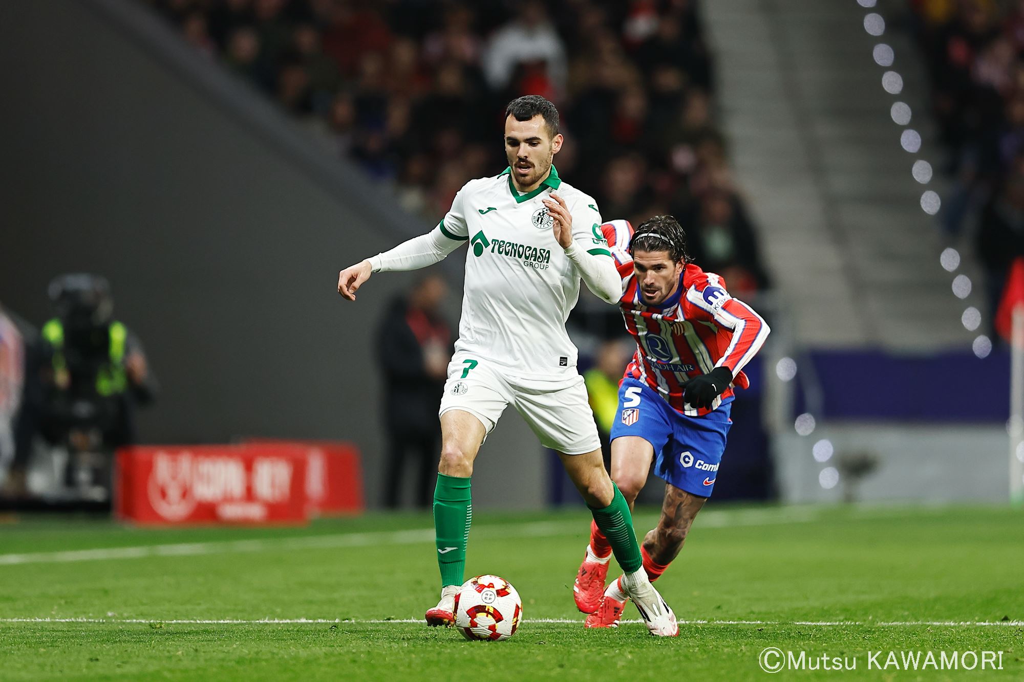 Please do not reproduce without prior permission.