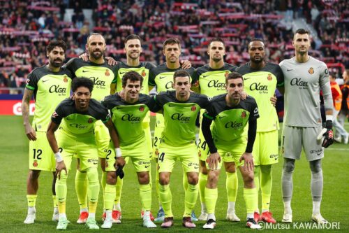 Please do not reproduce without prior permission.