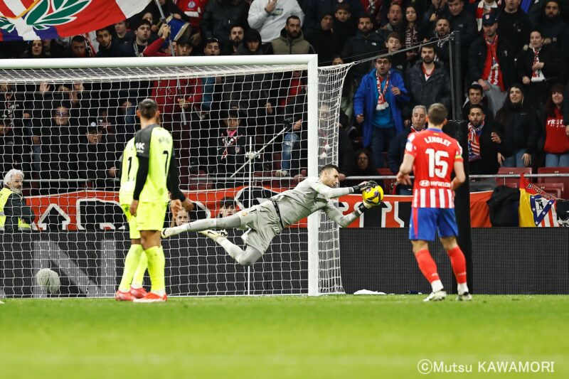 Please do not reproduce without prior permission.