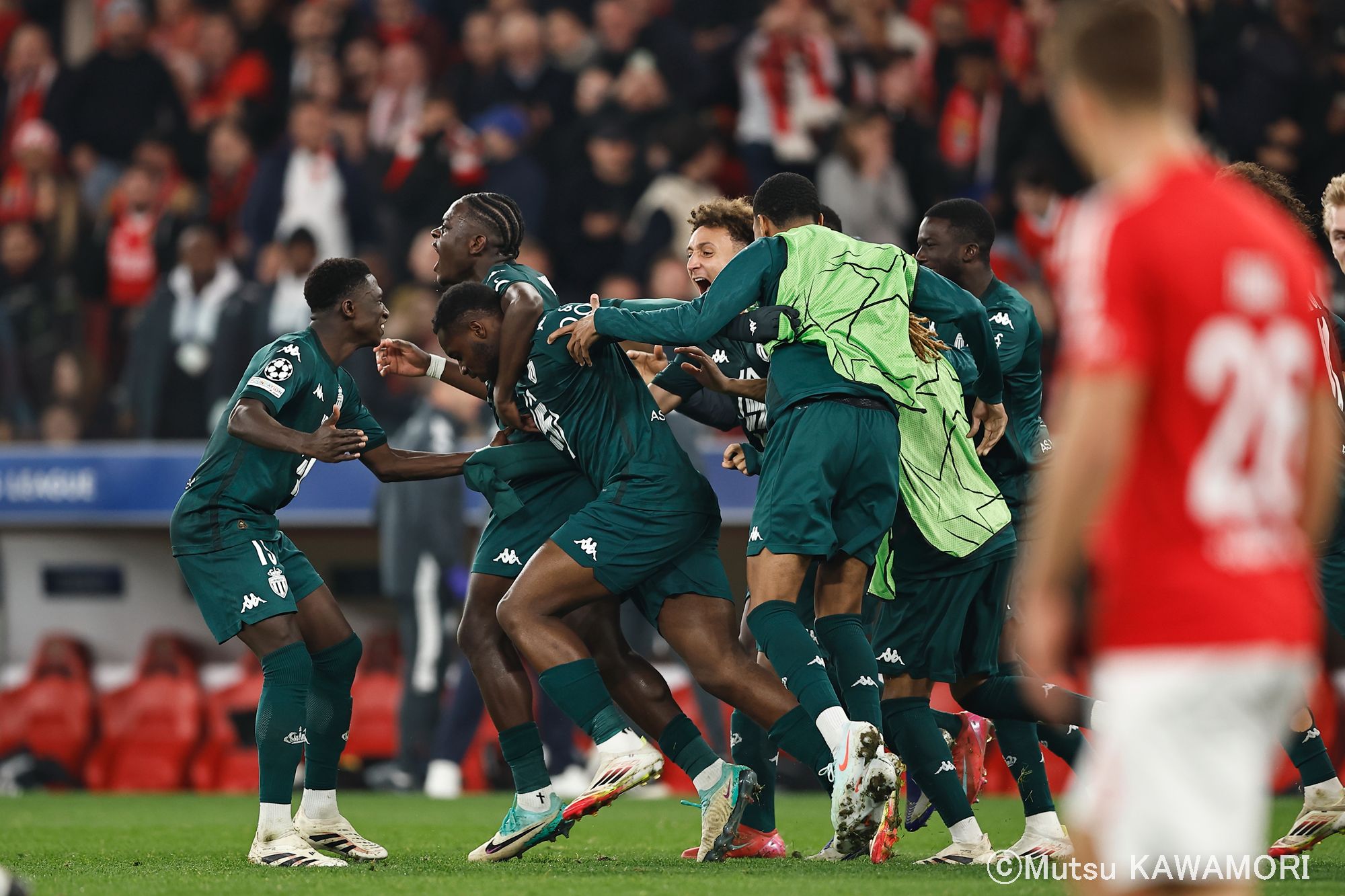 Please do not reproduce without prior permission.