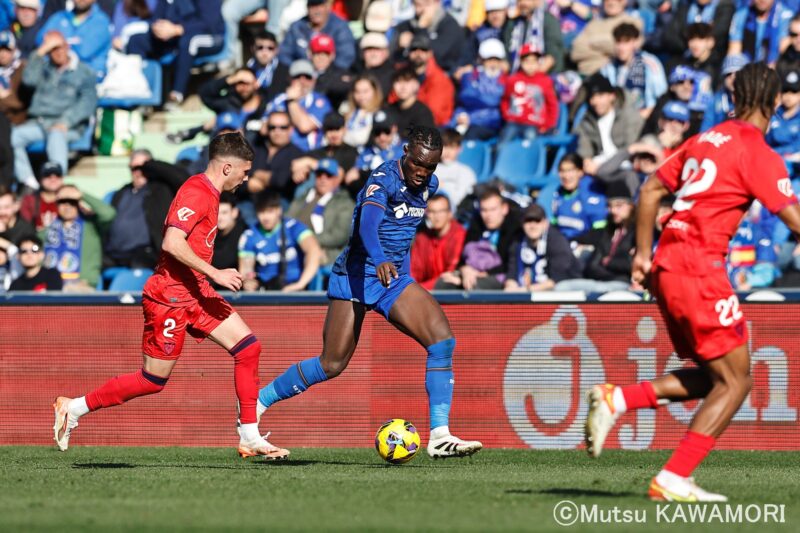 Please do not reproduce without prior permission.