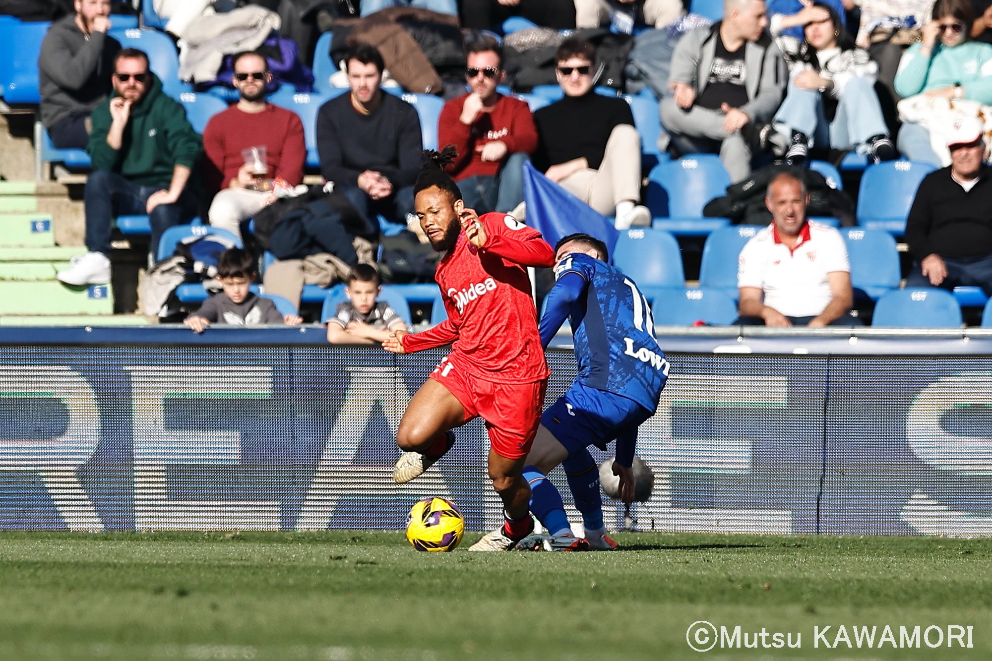 Please do not reproduce without prior permission.