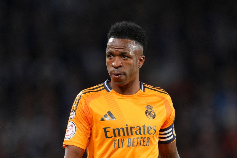 Card スポーツ ヴィニシウス レアル・マドリード 24/25 ホーム CL決勝仕様