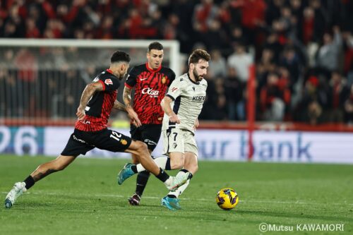 Please do not reproduce without prior permission.