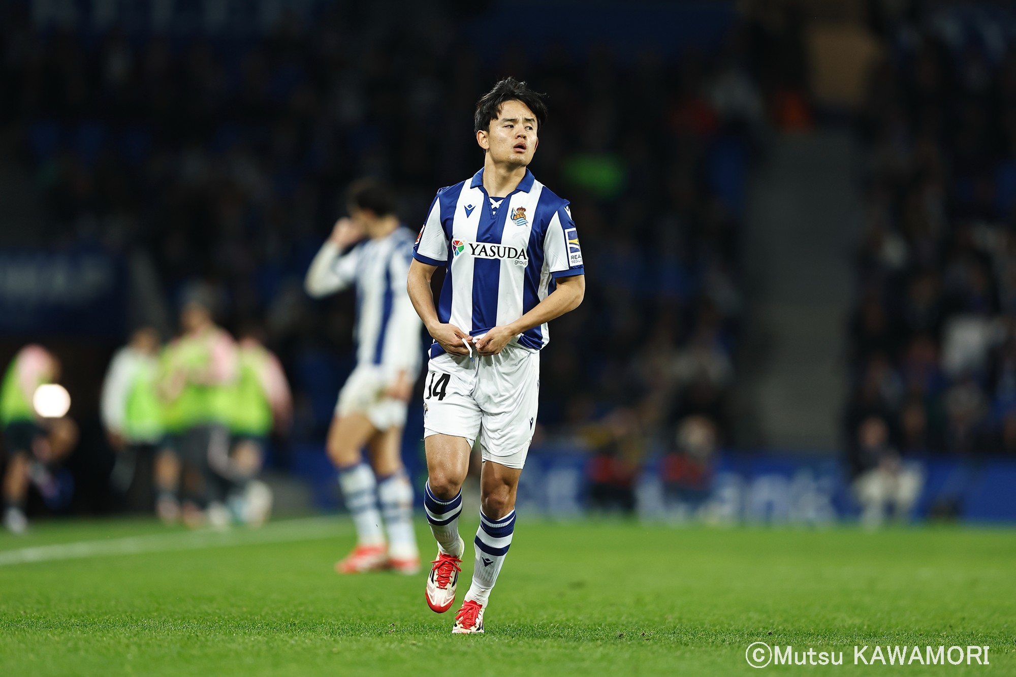 Please do not reproduce without prior permission.