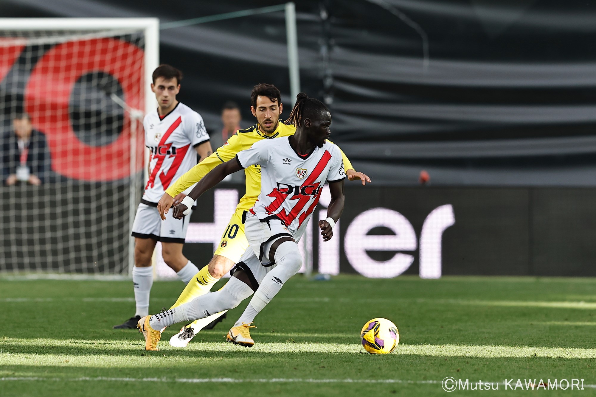 Please do not reproduce without prior permission.