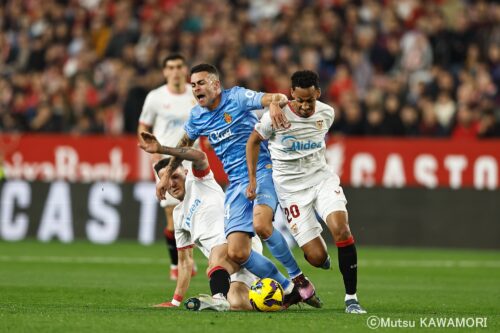 Please do not reproduce without prior permission.