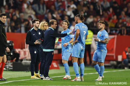 Please do not reproduce without prior permission.