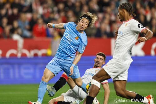 Please do not reproduce without prior permission.