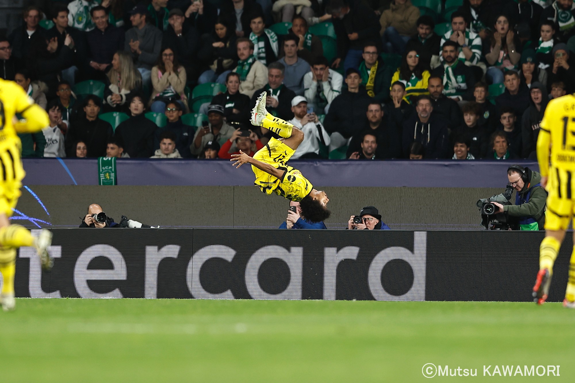 Please do not reproduce without prior permission.