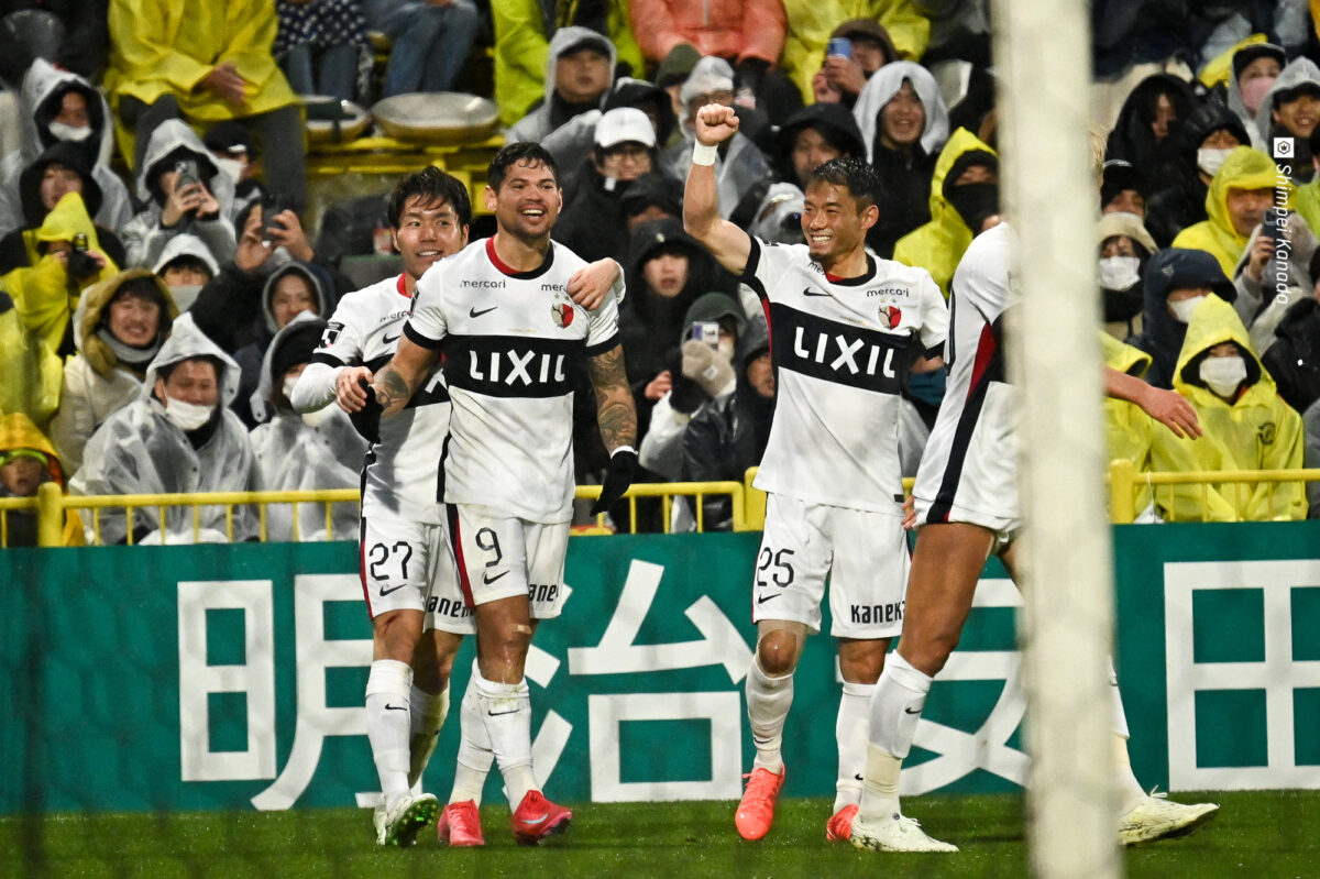 鹿島、レオ・セアラのハットトリックで4連勝！　首位・柏は今シーズン初黒星