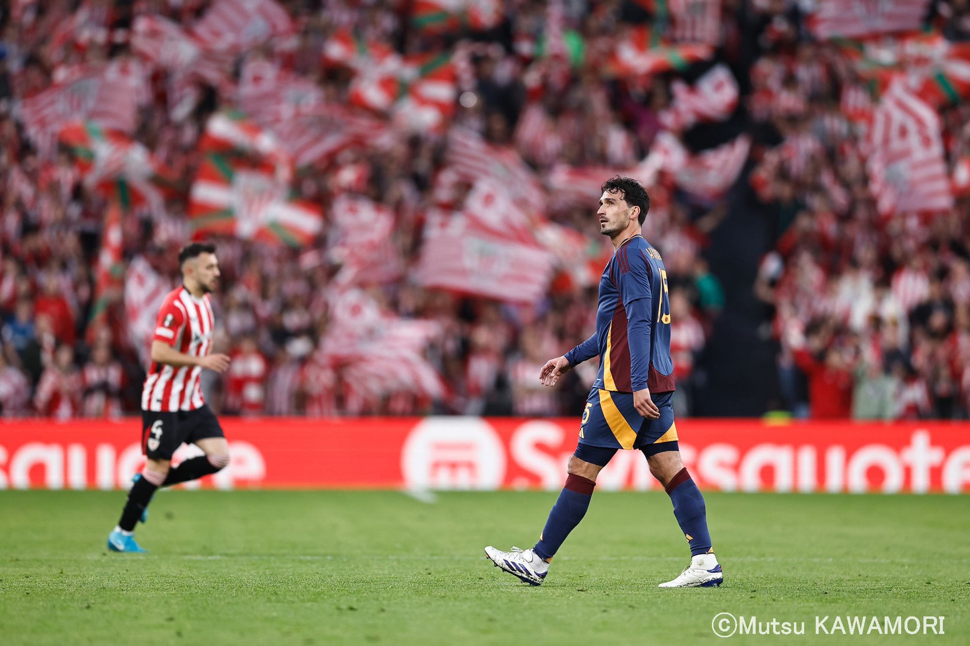 Please do not reproduce without prior permission.