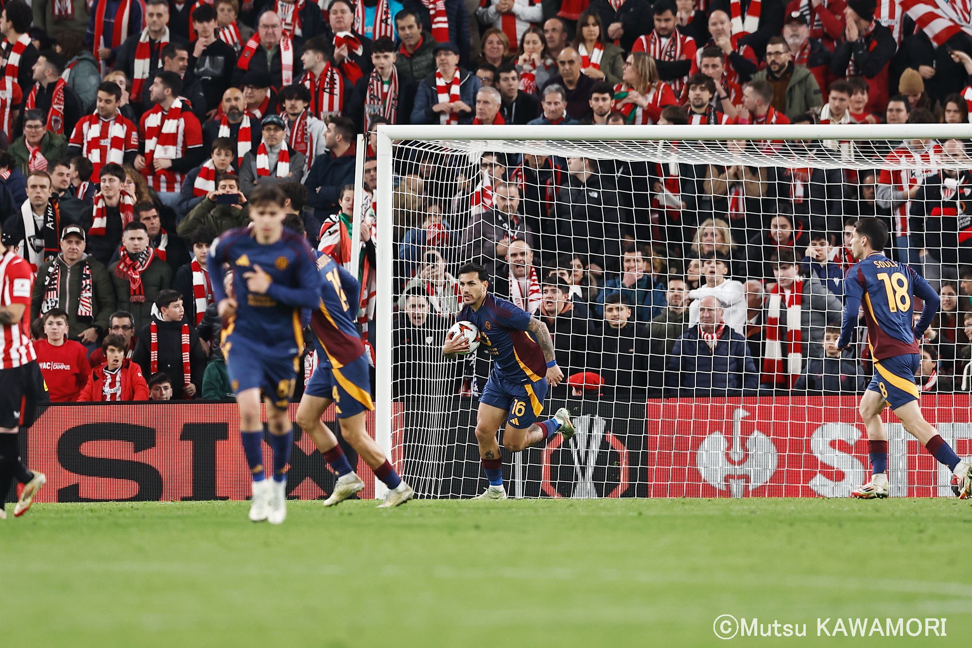 Please do not reproduce without prior permission.