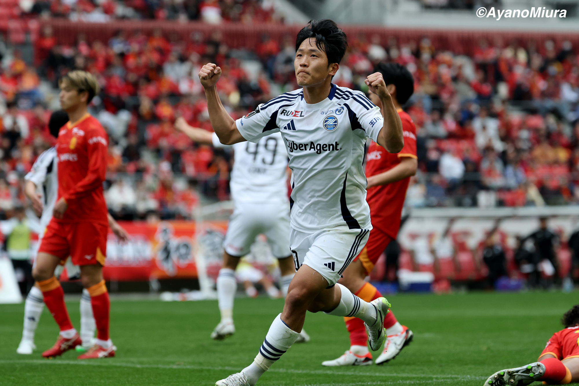 AyanoMiura_20250302_047