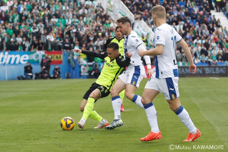 Please do not reproduce without prior permission.