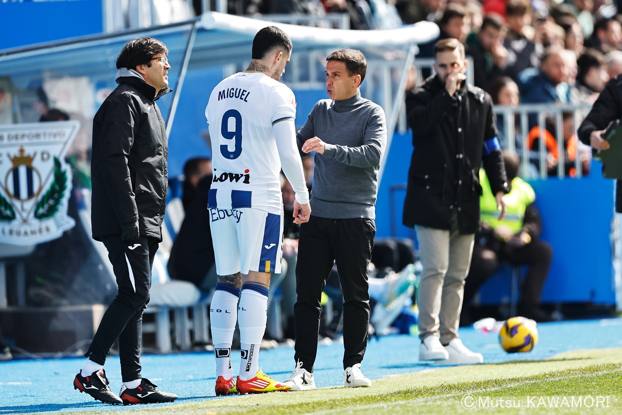 Please do not reproduce without prior permission.