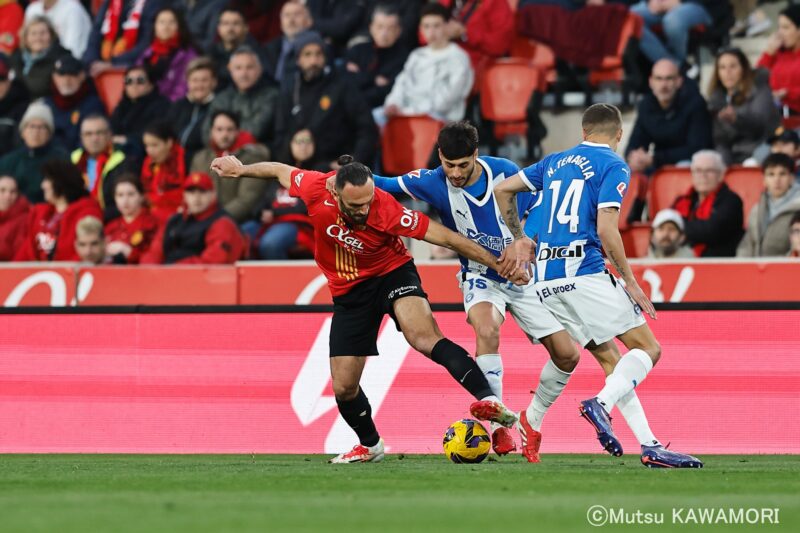 Please do not reproduce without prior permission.