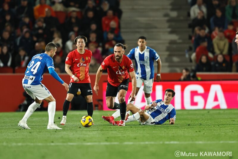 Please do not reproduce without prior permission.